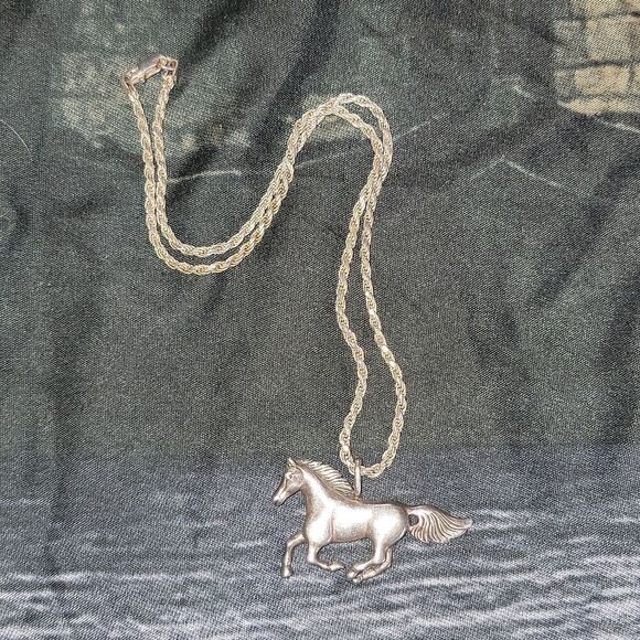 Vintage Sterling Silver Rope Chain Necklace & Running Horse Charm Pendant - Picture 5 of 9